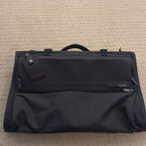 Tumi Garmet Bag